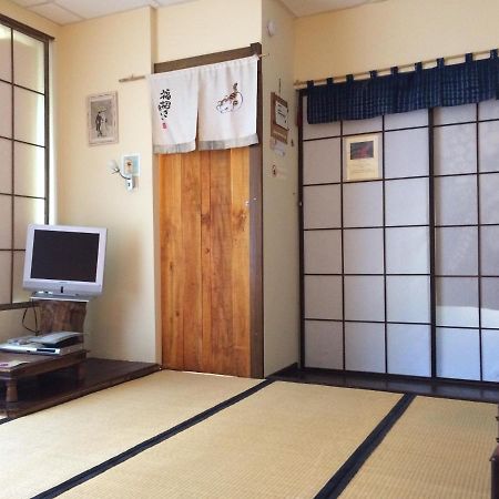 Minshuku Chambres D'Hotes Japonaises Тьер Экстерьер фото