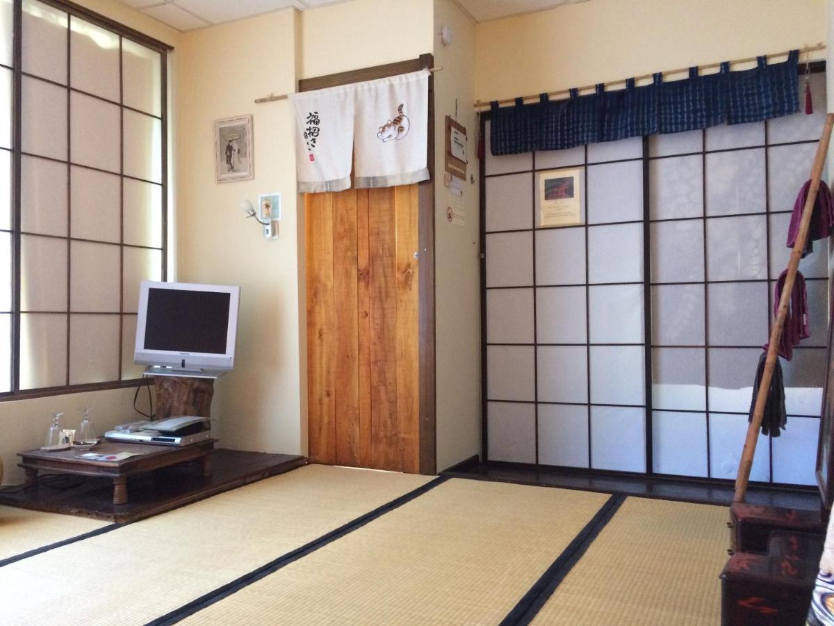 Minshuku Chambres D'Hotes Japonaises Тьер Экстерьер фото