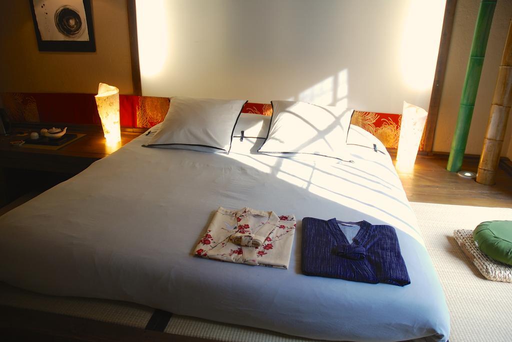 Minshuku Chambres D'Hotes Japonaises Тьер Номер фото